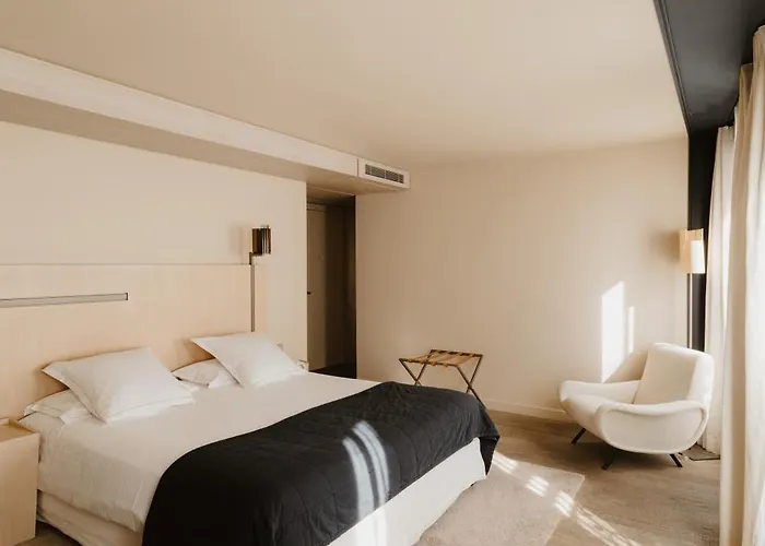 Hotel de Nell Parigi